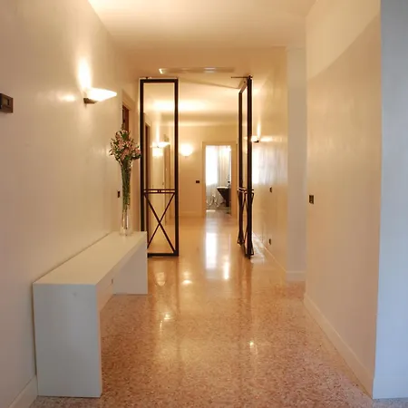 Locazione Turistica Joyful Pensión *