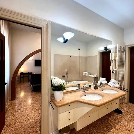 Locazione Turistica Joyful Guest house *