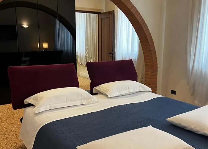 Pensión Locazione Turistica Joyful *